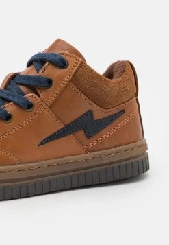 Friboo Sneakers Laag - Cognac 11 Friboo Sneakers Laag - Cognac -Friboo 20afb5dee7a144bbafa4da6f4730be3e