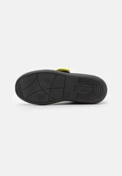 Friboo STAR WARS STORMTROOPER - Pantoffels -Friboo 6a3c39388d684449b22ed87187f504e9