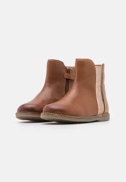 Nieuwkomers -Friboo 9e3226ddd83c425ea71066eb3cc6c99c