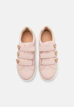 Friboo Sneakers Laag - Light Pink -Friboo c7c34496ca0f4fc8a35eeb990676daca